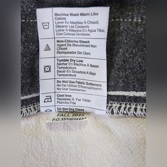 Carhartt Ivory Workshirt Jacket with Chest Pockets - Picture 9 of 10